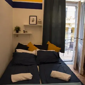  Auberge de jeunesse The Clock