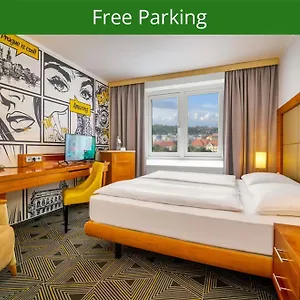Hotel Uno, Prag